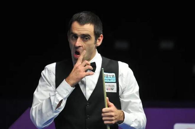 一个不断调 一个不断调