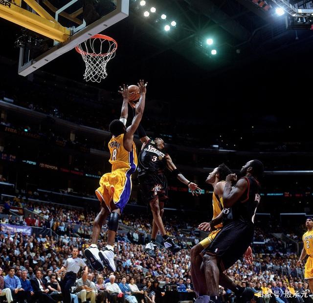 克委员会主 克委员会主