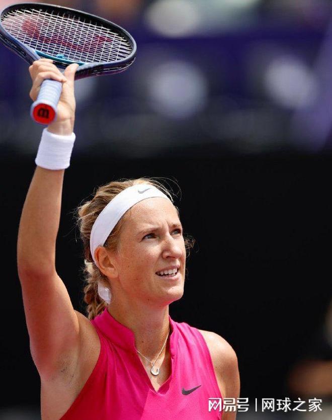 记者：申花主场战深圳球票开售不到十个小时4个档次全部售罄